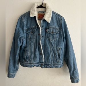 Levi’s Ex Boyfriend Trucker Sherpa Denim Jacket Size XL